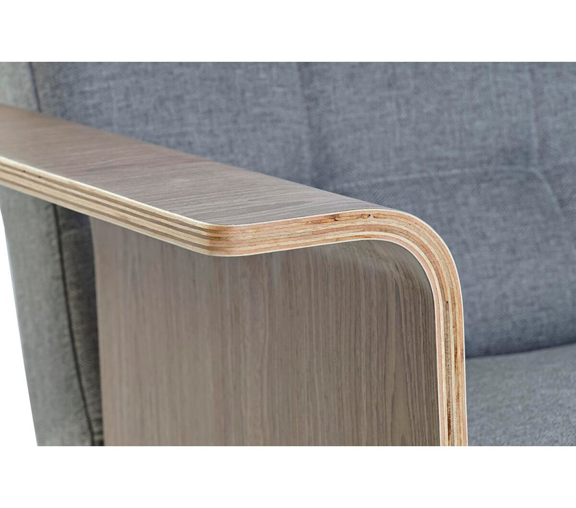 V4H58E990E3B2A9B763EA8C6EF37417509BR2746706P4