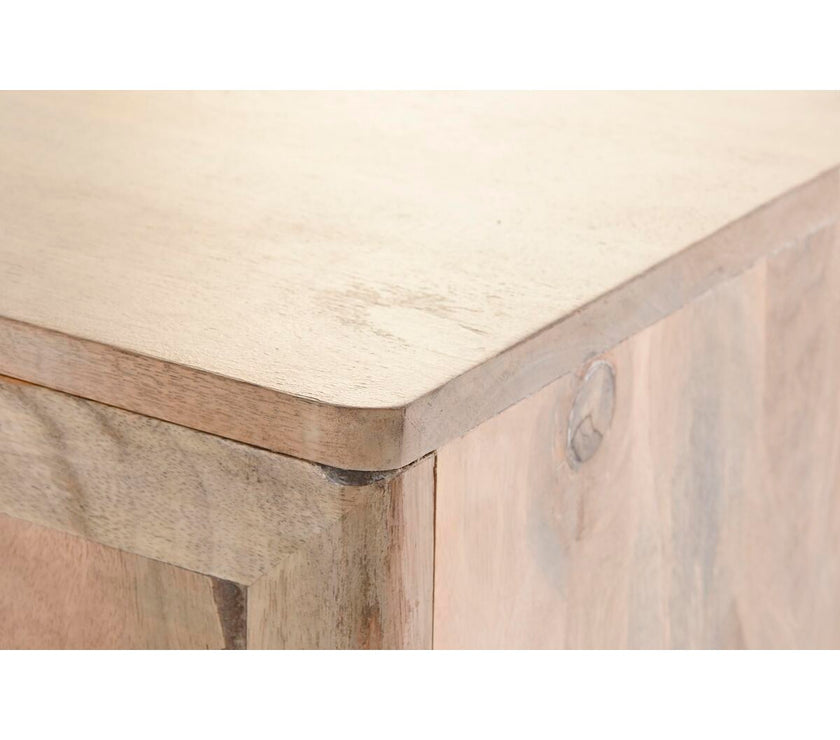 V6HCECE8ED885198D99682A38D882C2498FR1600935P7