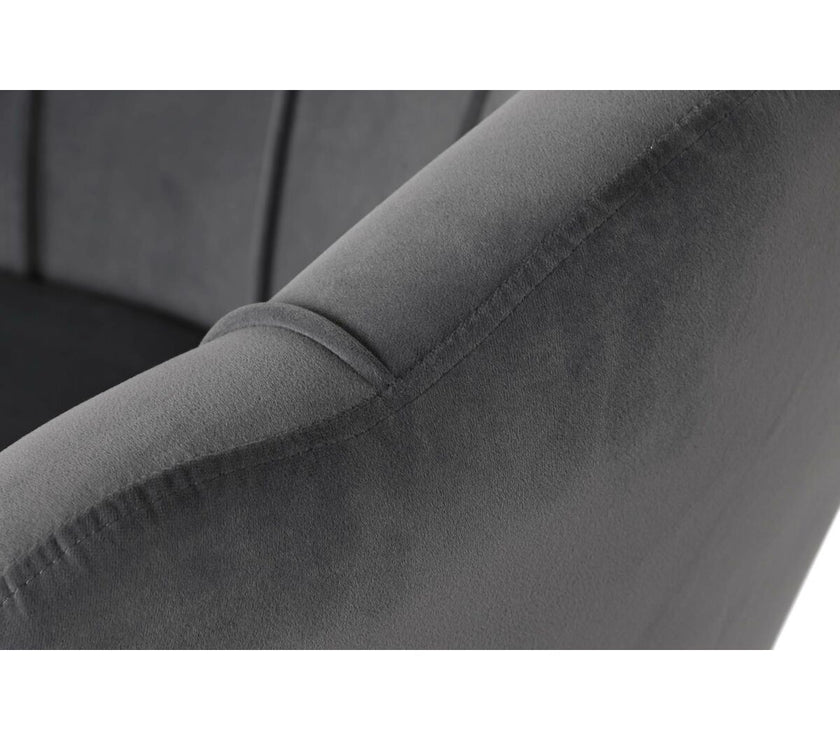 V4H360EEAD8444E0F0EE4777B8E8319ACDBR3312110P3