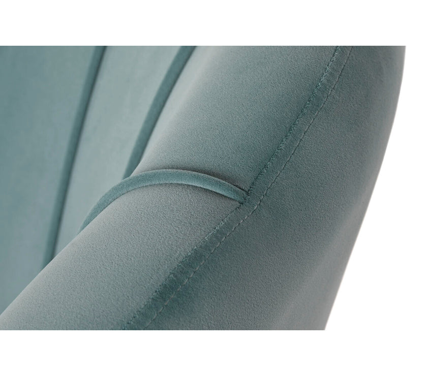 V4H3B239E640003B3BC6563FD663412CB96R3675415P3