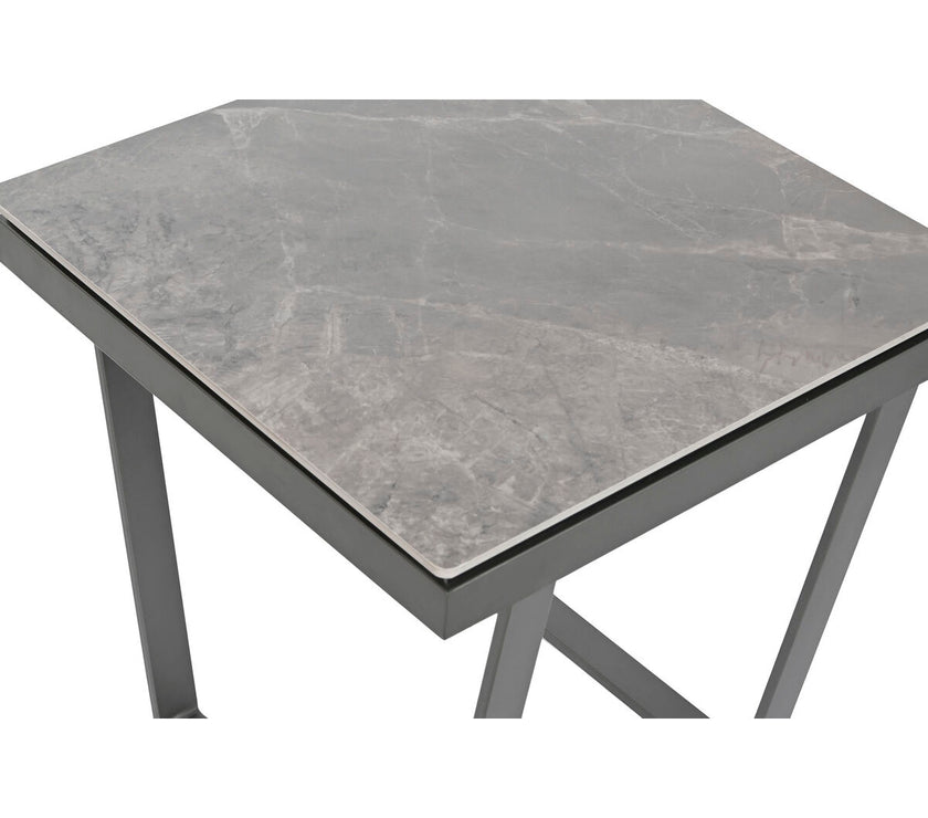 V4H495B3D953EB68129A1E6D26498E8E3F3R4983231P2