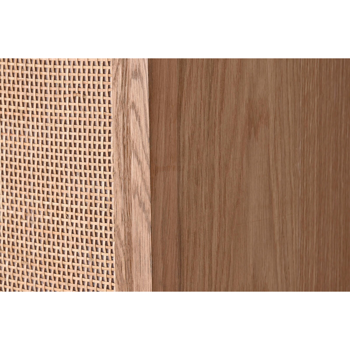 V4HD2D0A96D057A914890363C9F774E25AER4049291P4