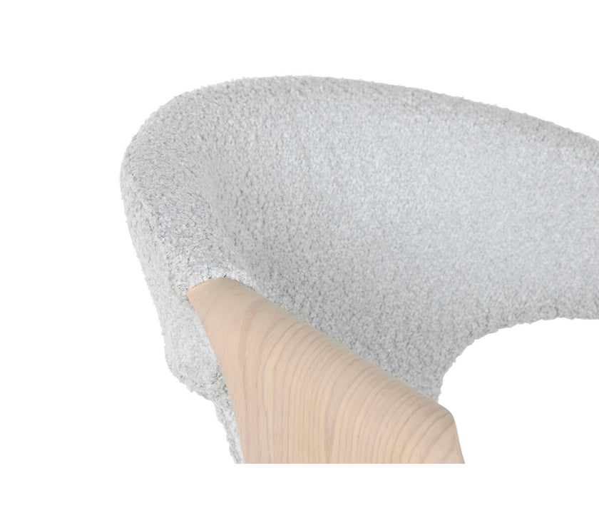 V2HC2D7EFB429608BB3C85C1B19DD6D426FR4937758P5