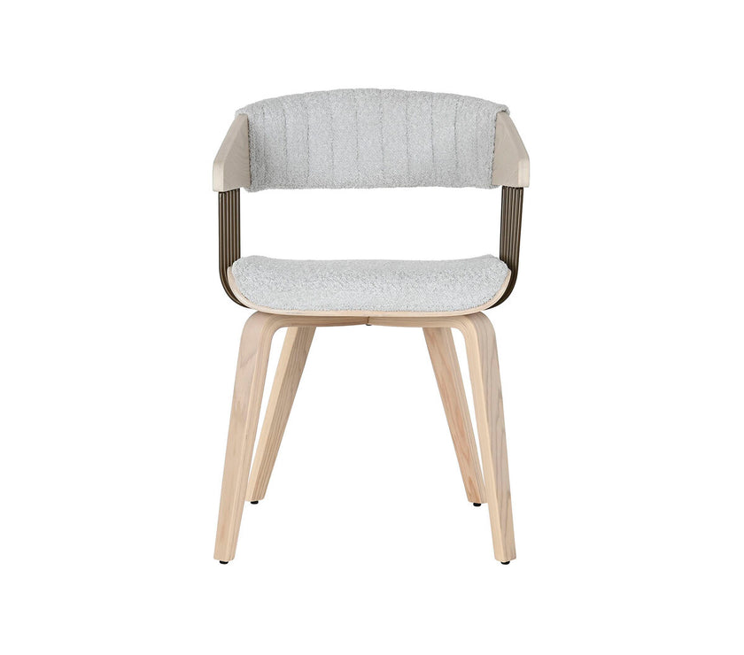 V2H8D836306FD707D59ECFF84400FE7BC1FR4937741P2