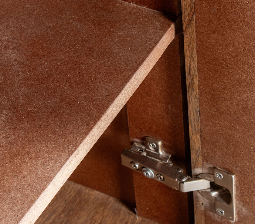 V3HB8C38278D609F63A04823D67A9501049R5238971P7