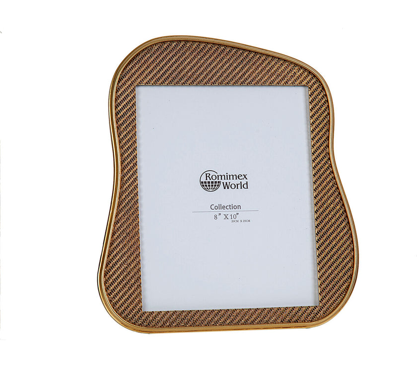 V3HBADD9E20D29D0EE5038904ED1748777DR5198385P1