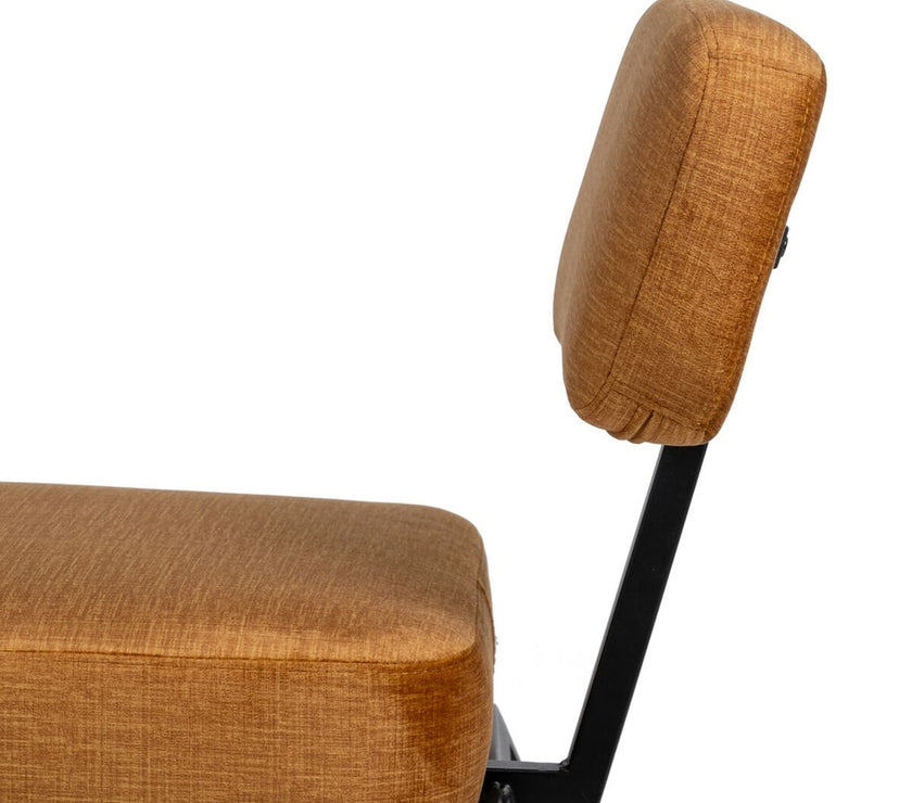 V4HCDBEE6F1146B0A79810166DACA767388R3704798P8