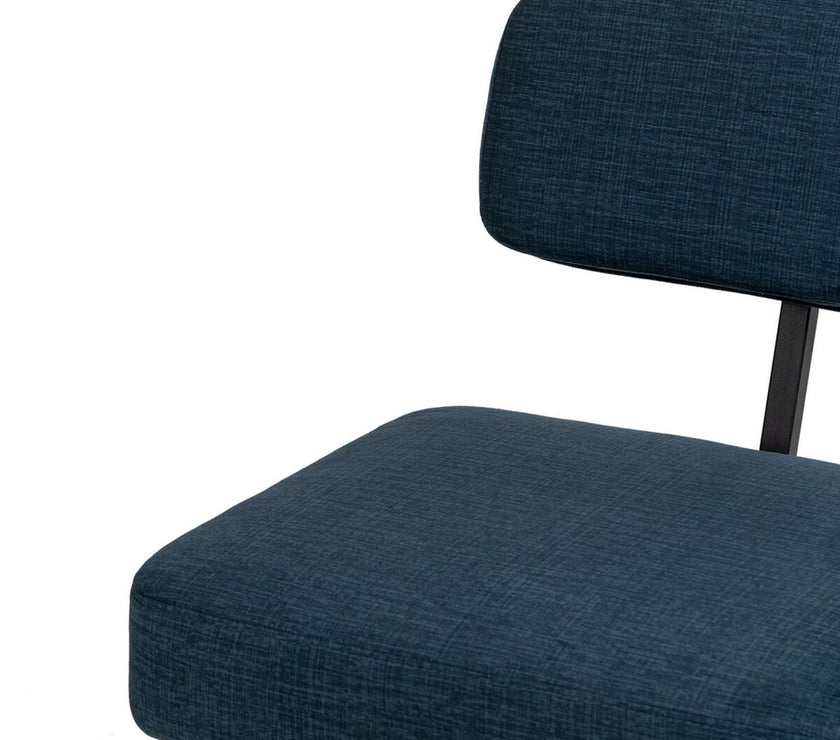 V4H44D4B47154685451756254C734684100R3704844P6