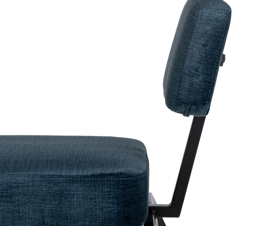 V4HDC9BD249D1D3E8EB2E7E9B5A2E4B2D88R3704850P8