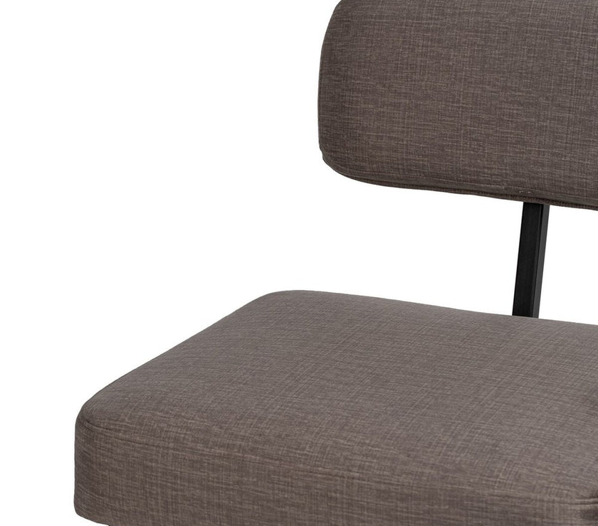 V4H759E9302AD0A01CF68D7F971EFBB9B28R3704817P6