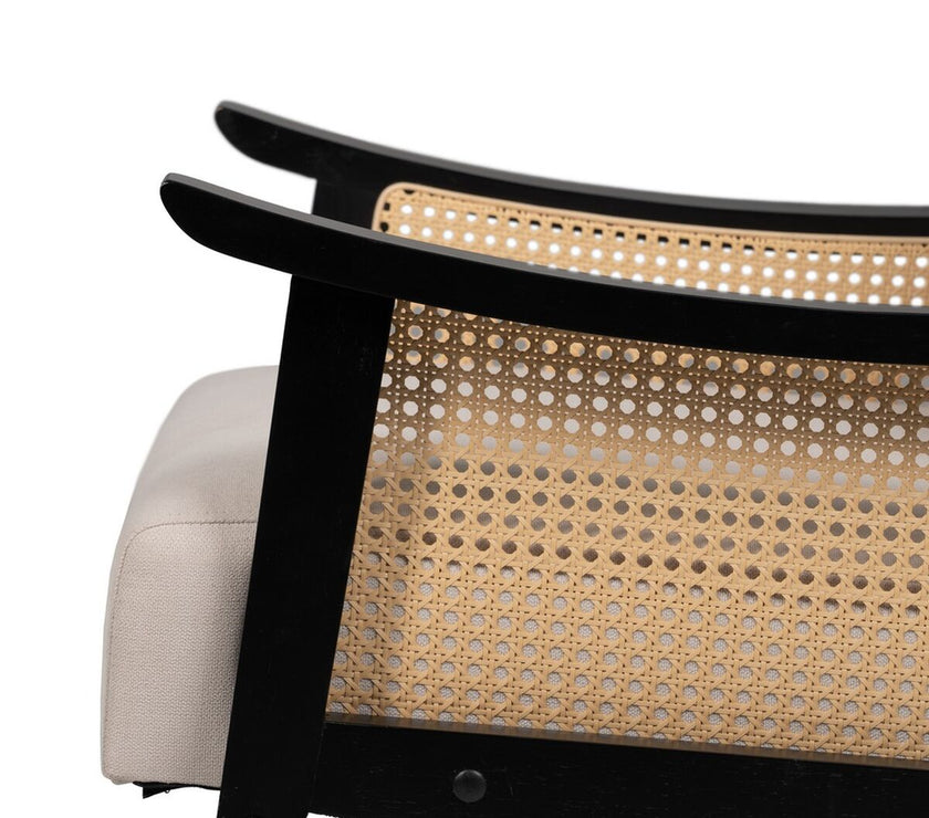 V2HF6924C8259D4F6D4622DA1D8E783D3A3R4585124P7