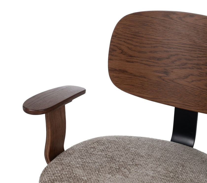 V2H7C1FE1A2E0B9B2C57F87076859B2C87CR5130798P6