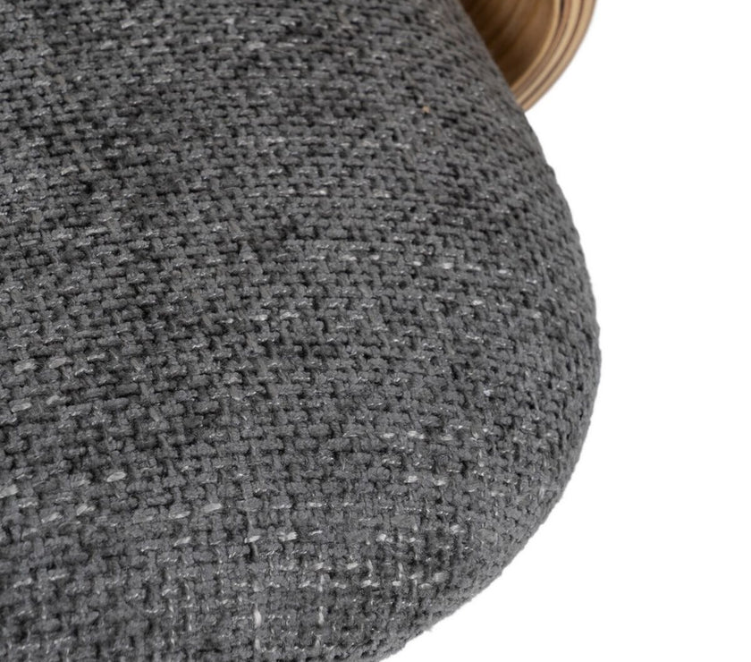 V2H39939D01F2FFA30BDE94742C4BCD6772R5130760P8