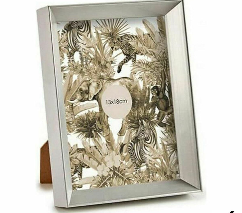 V5H6659614C9139861BEBEF07779FB811D5R3421597P1